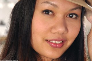 diminuta guapas asiáticas