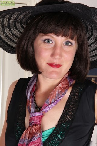 hot slim mom
