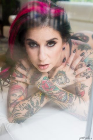 abrirse, modelo individual, tatuaje, tetas grandes