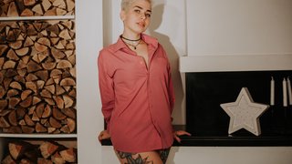 tiny tits 18yo webcam