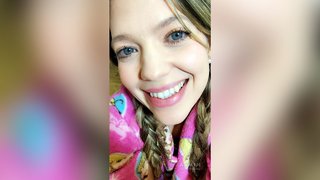 tiny tits camgirl