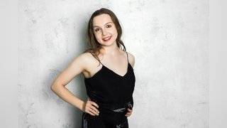 english 18yo girl webcam