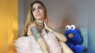latino 18 A chica
