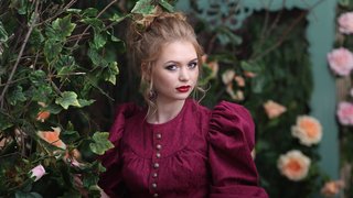 petite bisexual teen