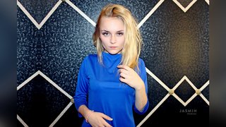 18 A dildo cam