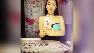 athletic cam girl