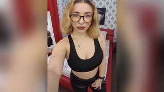 big tits teen girl