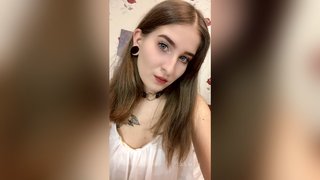 19yo blue eyes girl
