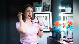 grandes teta pequeñita jovencita