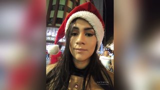 petite latin teen