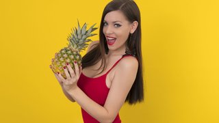 petite real girl