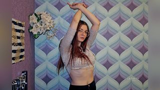 19yo, sexo en directo chica, uñas largas, vibrador
