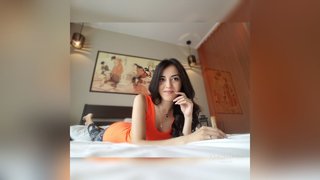 19yo teen camgirl