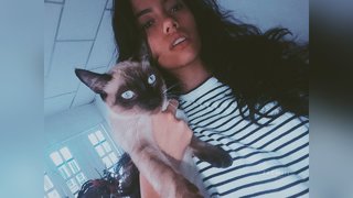 20yo, sexo en directo chica, uñas largas, zoom
