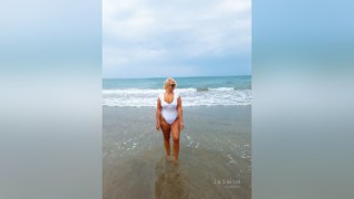 mature webcam squirt