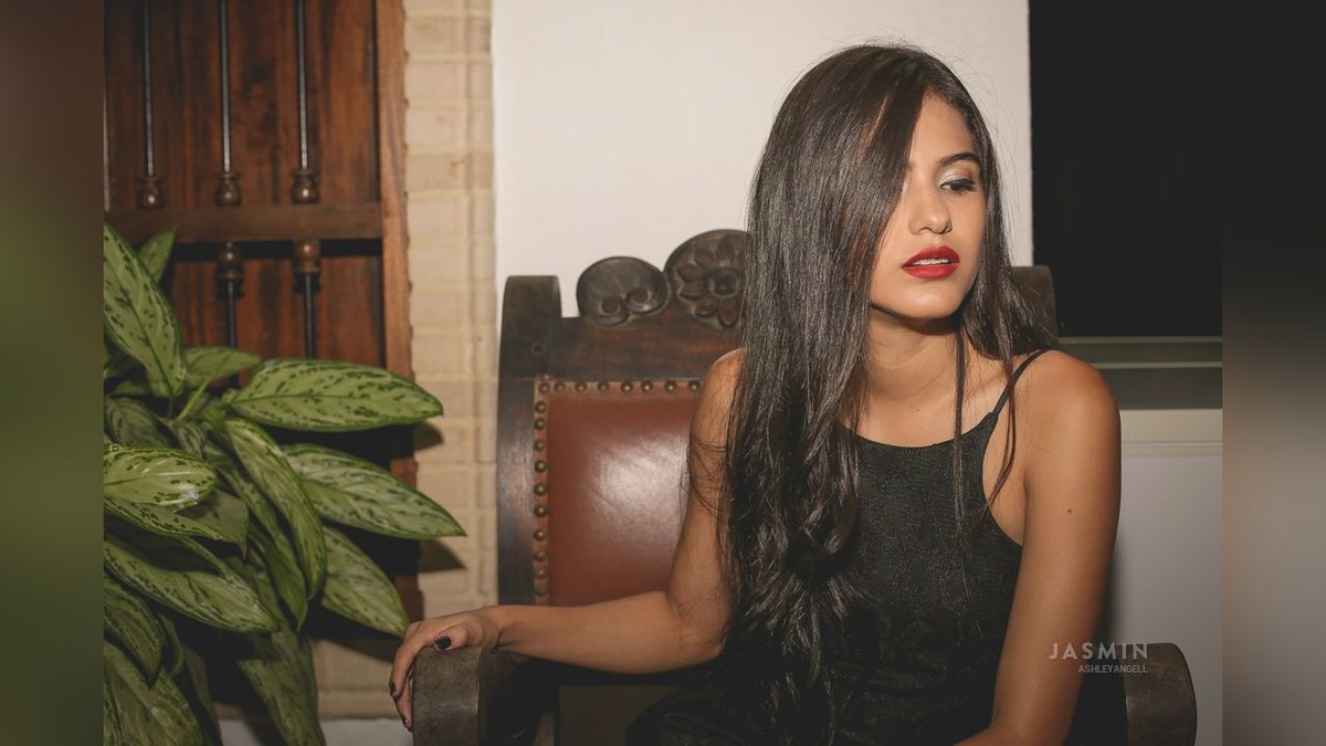 Latin Girl Webcam - YOUX.XXX