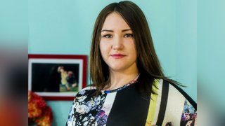 spanish blue eyes girl