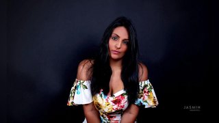 latin 18yo girl