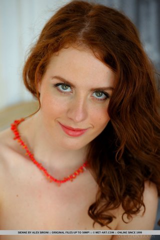 abrirse, erótica, small breasts, tetas diminutas