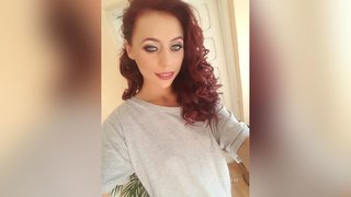 petite webcam squirt
