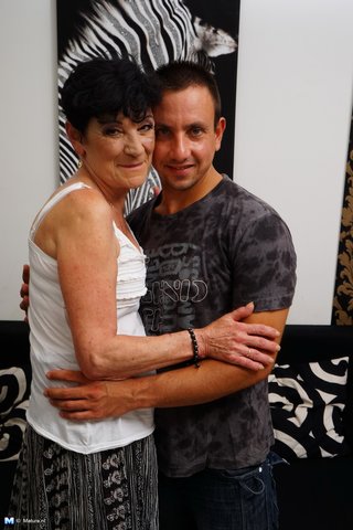 hot horny cougar
