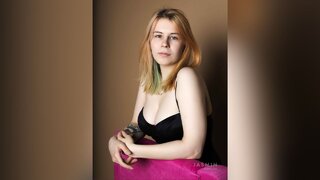 19yo striptease