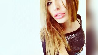 blue eyes girl