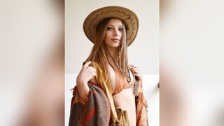francesas cameltoe