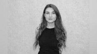 petite 19yo