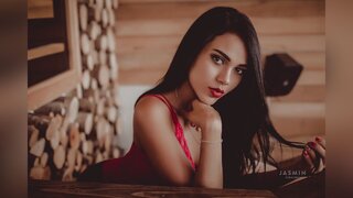 camgirl latino squirt