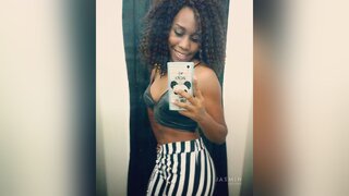 ébano pequeñita webcam