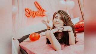 19yo girl webcam