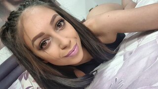 bisexual petite