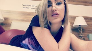 teen real close
